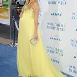 Kate Hudson de Versace en la premiere de 'Algo prestado'