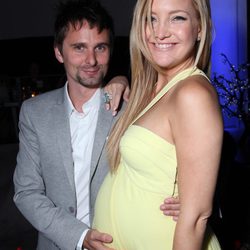 Kate Hudson y Matthew Bellamy en la premiere de 'Algo prestado'