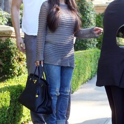 Kim Kardashian con un birkin negro