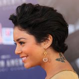 Vanessa Hudgens presume de corte de pelo en la premiere de 'Capitán América'