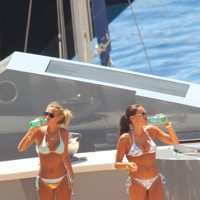 Petra y Tamara Ecclestone espectaculares en bikini