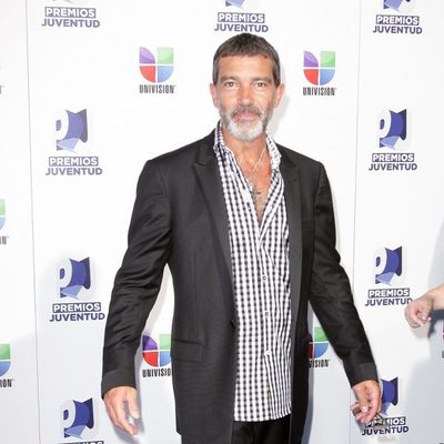 Antonio Banderas, Pitbull y William Levy en los Premios Juventud 2011