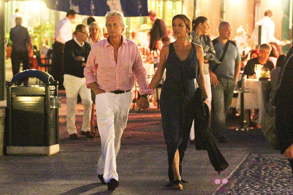 Michael Douglas y Catherine Zeta Jones pasean su amor por Portofino