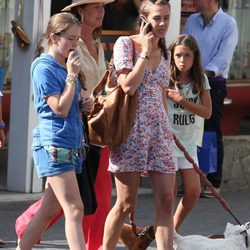 Alexandra de Hannover, Carolina de Mónaco y Carlota Casiraghi en Capri