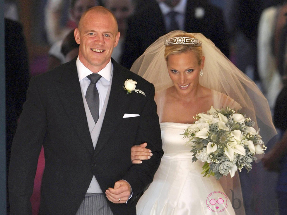 Zara Phillips y Mike Tindall tras convertirse en marido y mujer