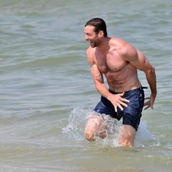 Hugh Jackman, un lobo de mar en Saint-Tropez