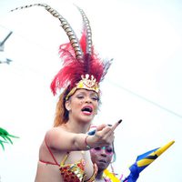 Rihanna maleducada en el Barbados Kadooment Day Parade