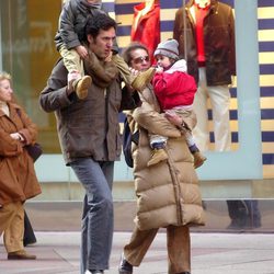 La Infanta Elena, Jaime de Marichalar, Froilán y Victoria en Nueva York en 2003