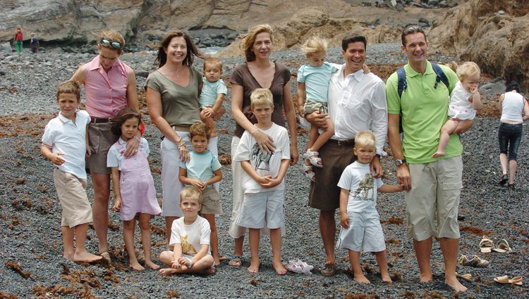 Los Marichalar, los Urdangarin y los Morales de Grecia en Lanzarote en 2006