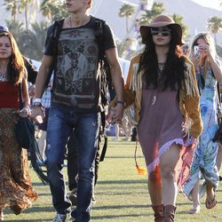 Austin Butler y Vanessa Hudgens en el Coachella Festival