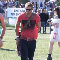 Kellan Lutz en el Festival Coachella