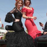 María José Suárez y Elisabeth Reyes en la Feria de Abril de Sevilla 2012