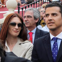 Paz Vega y Orson Salazar en una corrida de toros de la Feria de Abril de Sevilla 2012