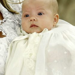 La Infanta Sofía en su bautizo en 2007