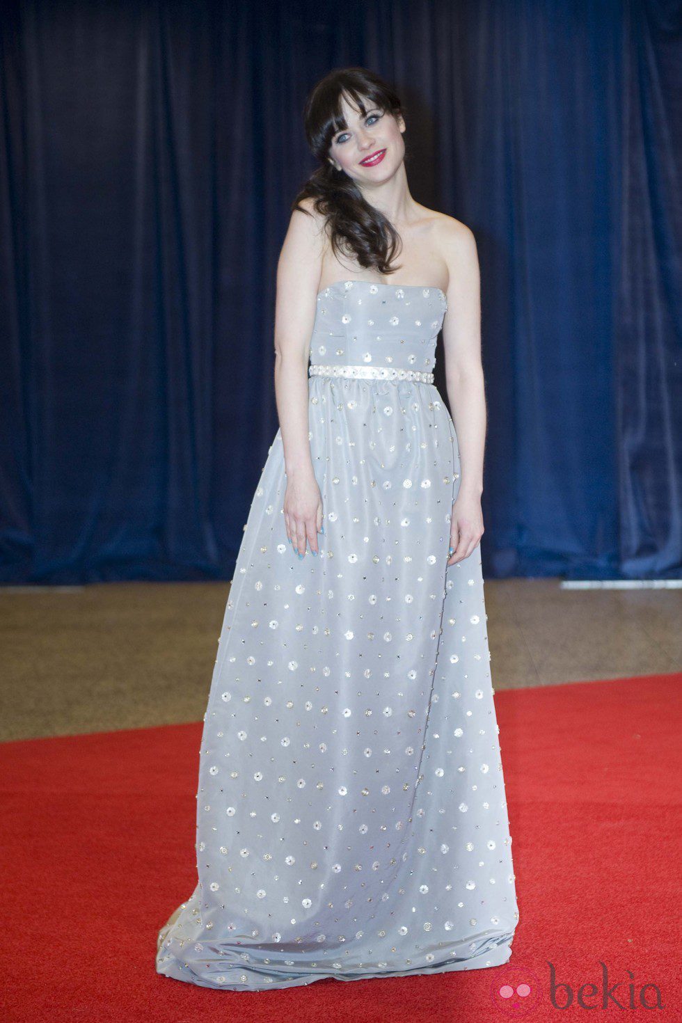 Zooey Deschanel en la cena de corresponsales en Washington