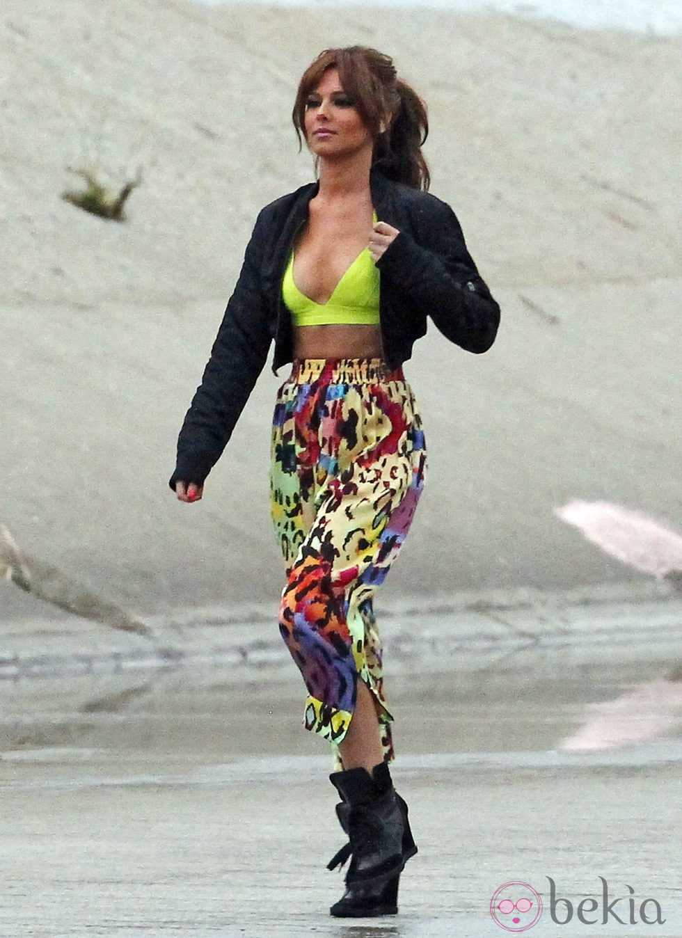 Cheryl Cole en el set de rodaje de uno de sus videoclips