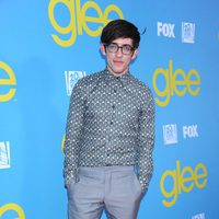 Kevin McHale en la fiesta de 'Glee' organizada por Fox