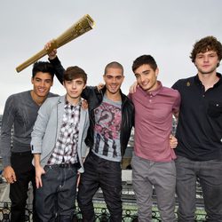 The Wanted con la antorcha olímpica de los juegos de Londres 2012