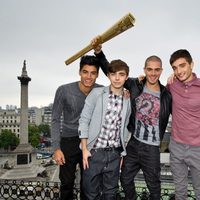 The Wanted con la antorcha olímpica de los juegos de Londres 2012