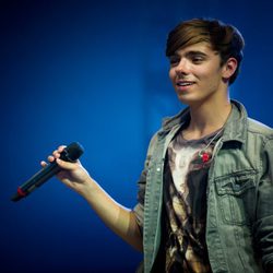 Nathan Sykes de 'The Wanted' en concierto