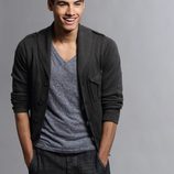 Posado de Siva Kaneswaran de 'The Wanted'