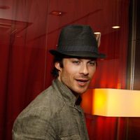 Ian Somerhalder atiende a los fans en Barcelona