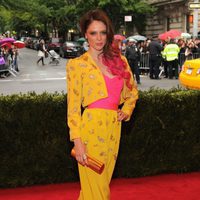 Coco Rocha en la alfombra roja de la Gala del MET 2012