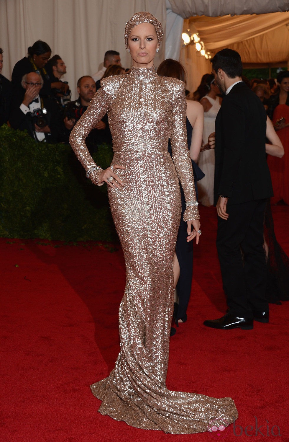 Karolina Kurkova en la alfombra roja de la Gala del MET 2012