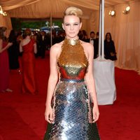 Carey Mulligan en la alfombra roja de la Gala del MET 2012