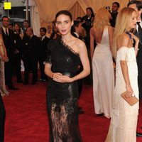 Rooney Mara en la alfombra roja de la Gala del MET 2012