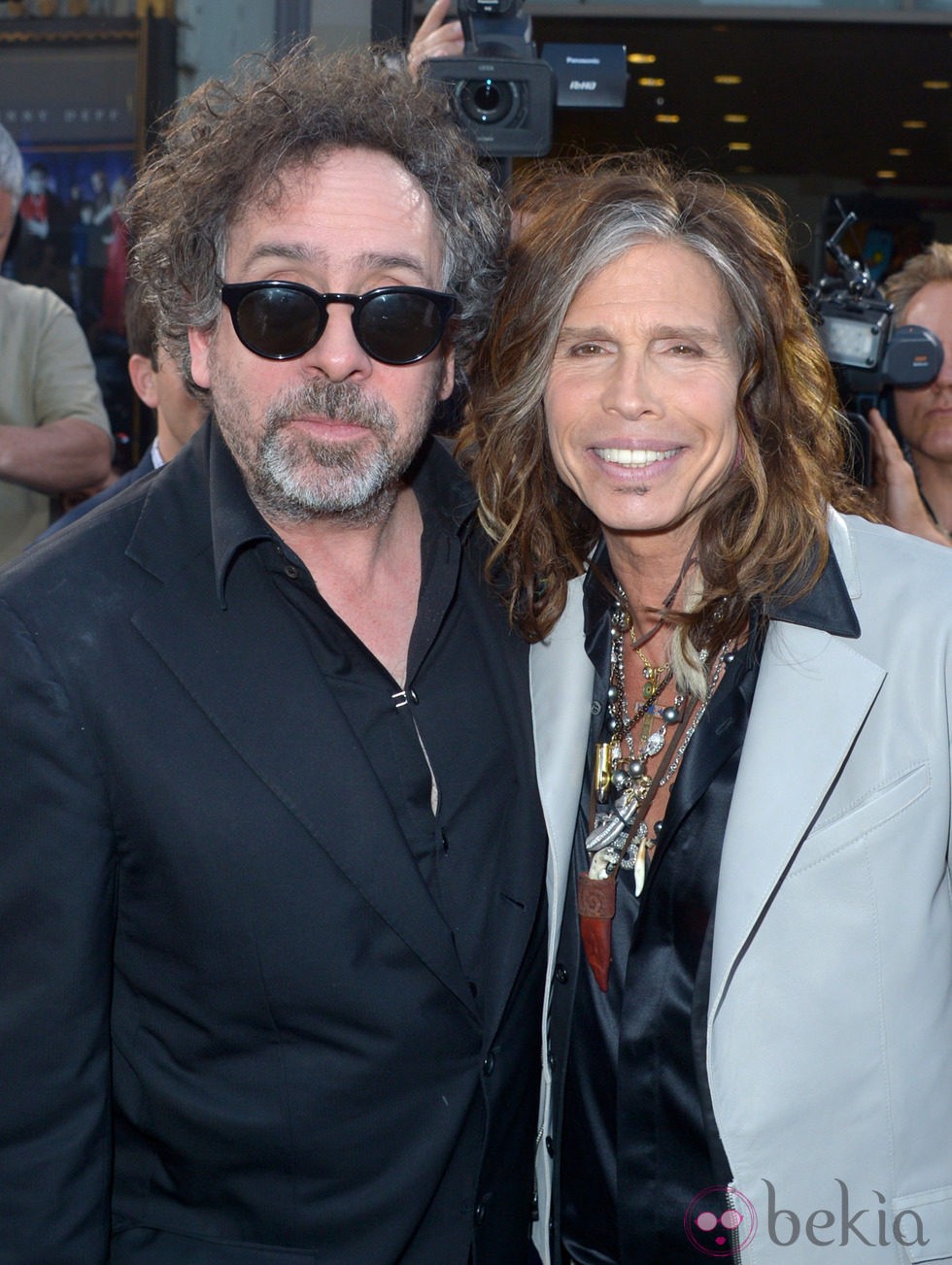 Tim Burton y Steven Tyler en el estreno de 'Dark Shadows' en Los Angeles