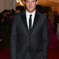 Cory Monteith en la alfombra roja de la Gala del MET 2012