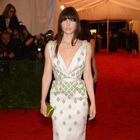 Jessica Biel en la alfombra roja de la Gala del MET 2012