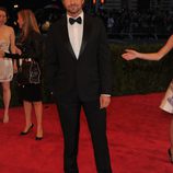 Gerard Butler en la alfombra roja de la Gala del MET 2012