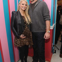 Jessica Simpson y Eric Johnson anuncian que están esperando su primer hijo