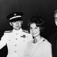 Don Juan Carlos y Doña Sofía con Constantino de Grecia en 1961