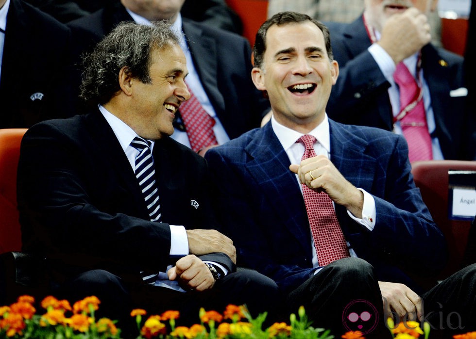 Michel Platini y el Príncipe Felipe en la final de la Europa League 2012