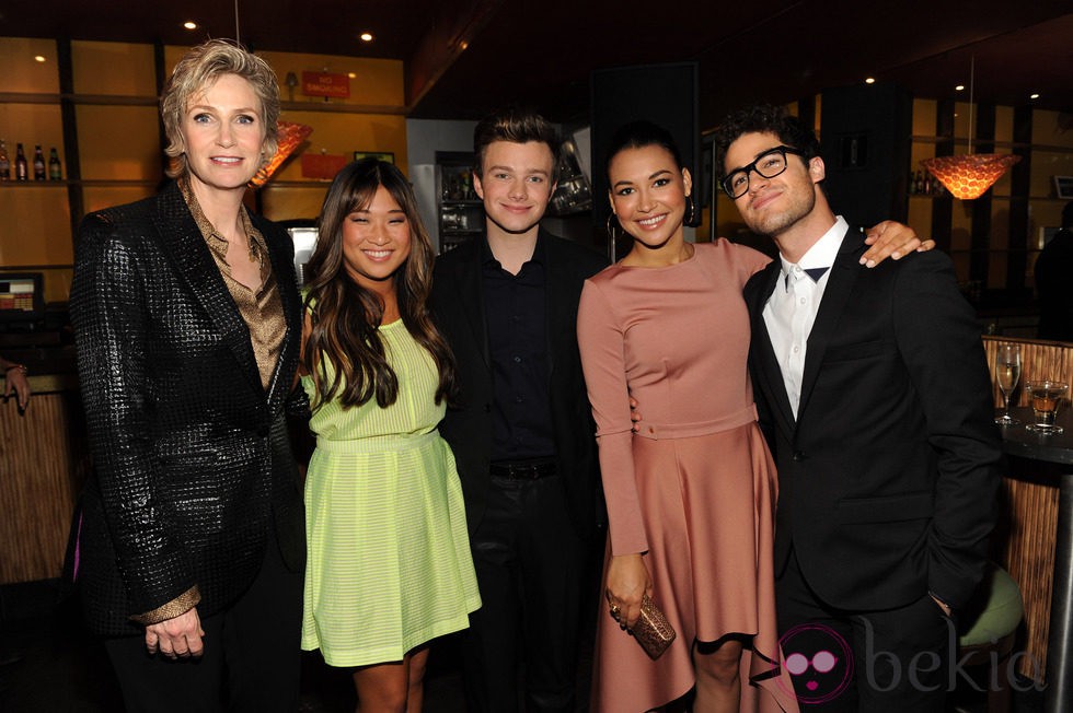 Jane Lynch, Jenna Ushkowitz, Chris Colfer, Naya Rivera y Darren Criss en los Upfronts de Fox 2012