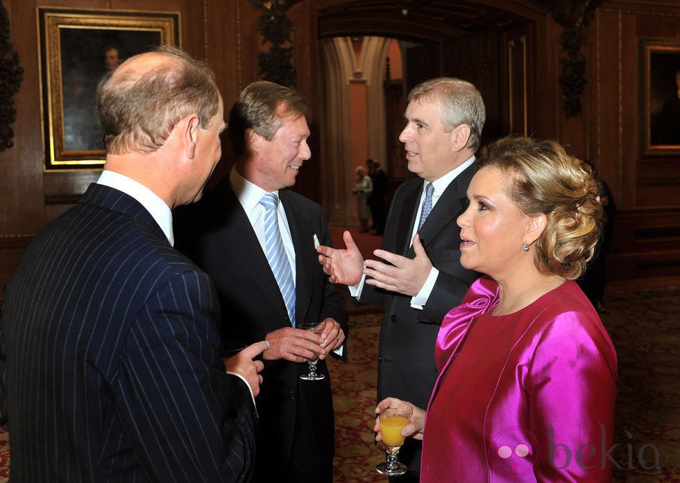 Andrés y Eduardo de Inglaterra departen con los Grandes Duques de Luxemburgo