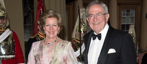 Los Reyes de Grecia en una cena de gala en Buckingham Palace