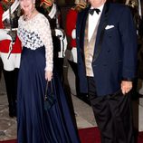 La Reina y el Príncipe de Dinamarca en una cena de gala en Buckingham Palace