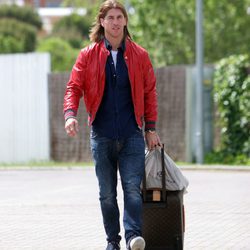 Sergio Ramos a su llegada a la concentración de la Selección española en Las Rozas