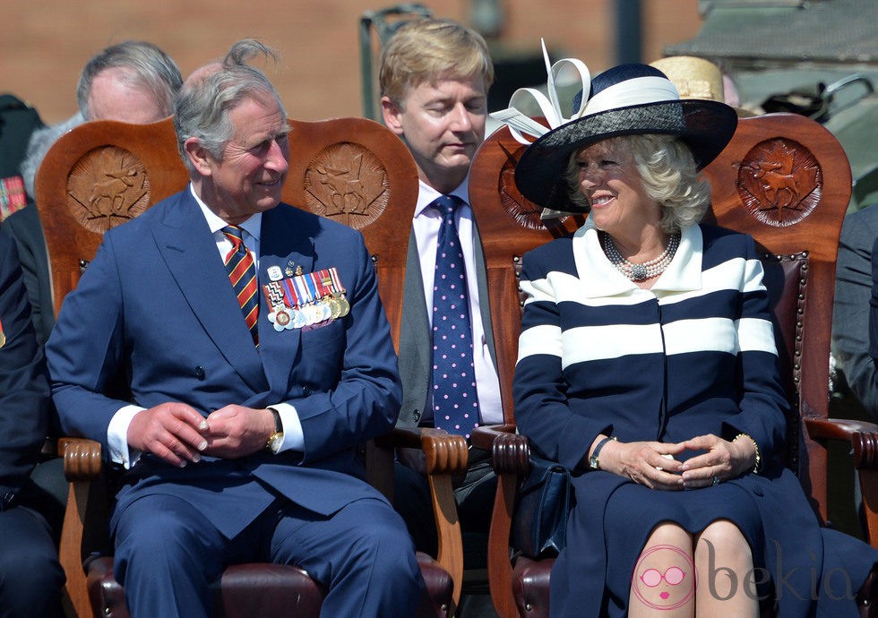 Carlos y Camilla de Inglaterra a su llegada a Canadá