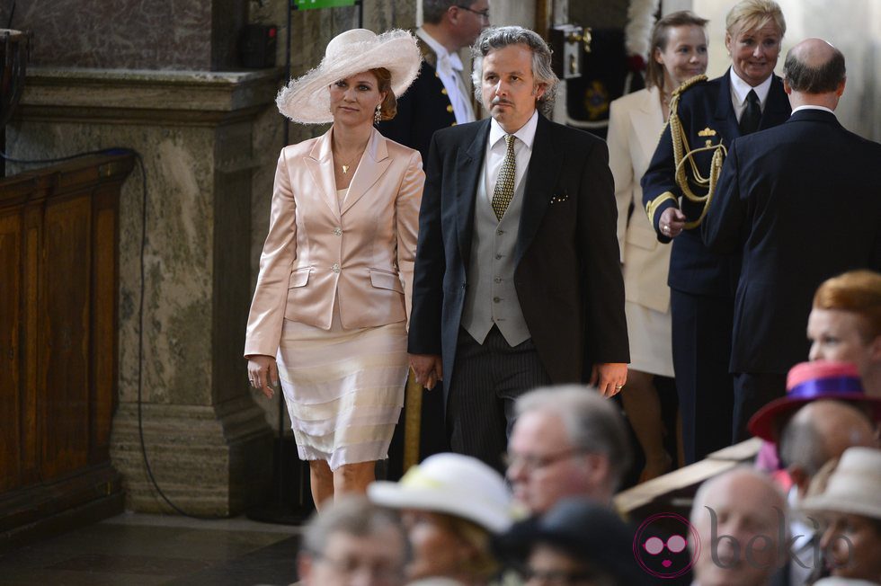 Marta Luisa de Noruega y Ari Behn en el bautizo de Estela de Suecia