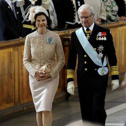 Los Reyes de Suecia en el bautizo de la Princesa Estela