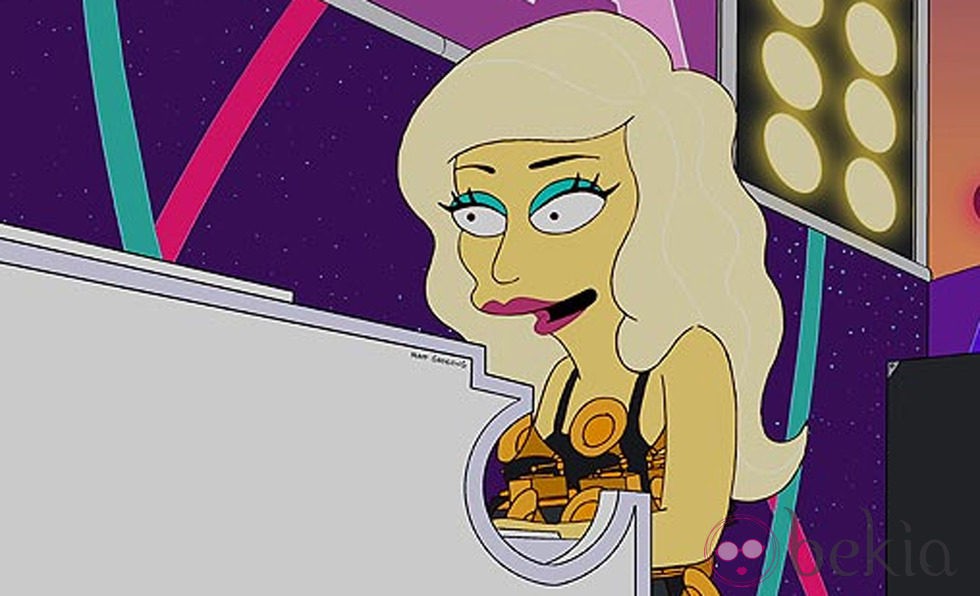 Lady Gaga tocando el piano en el capítulo 'Lisa goes Gaga' de 'Los Simpson'