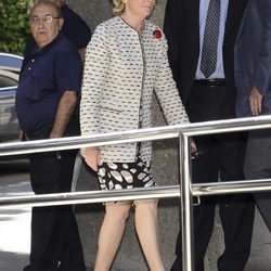 Esperanza Aguirre en la capilla ardiente de María Ángeles Sandoval, Pitina