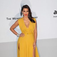 Kim Kardashian en la gala amfAR celebrada en el Festival de Cannes 2012