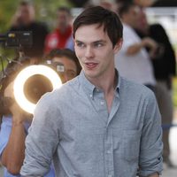 Nicholas Hoult en la gala Amber Lounge de Mónaco