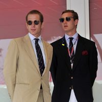 Andrea y Pierre Casiraghi en el Gran Premio de F1 de Mónaco